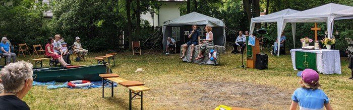 Foto Familiengottesdienst im Kirchgarten Waidmannslust